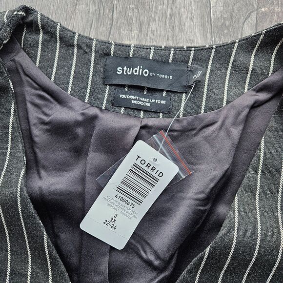 Torrid Studio Luxe Ponte Tailored Vest - Picture 3 of 3